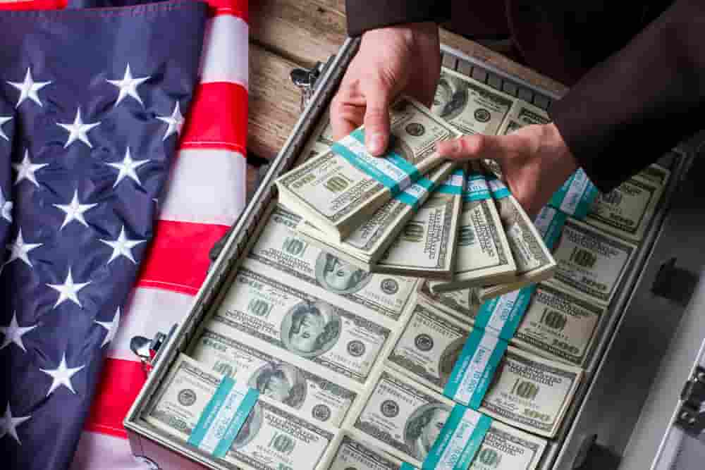 18-ways-to-get-free-government-money-you-never-pay-back